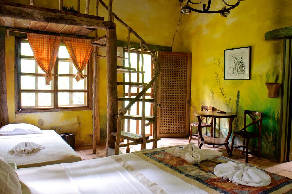 Takalik Maya Lodge El Asintal Eksteriør billede